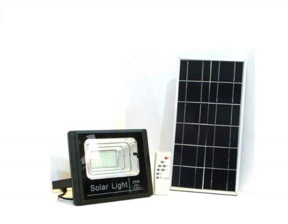 خرید انواع چراغ پروژکتور خورشیدی در کشور