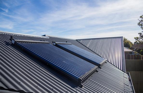 قابلیت پنل خورشیدی در پرژکتورها چیست؟